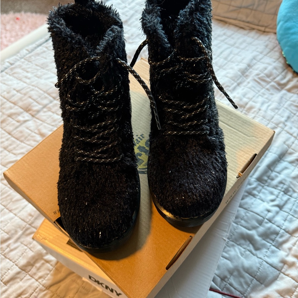 Dr. Martens Kids Black Tinsel Fur Lace Up Boots